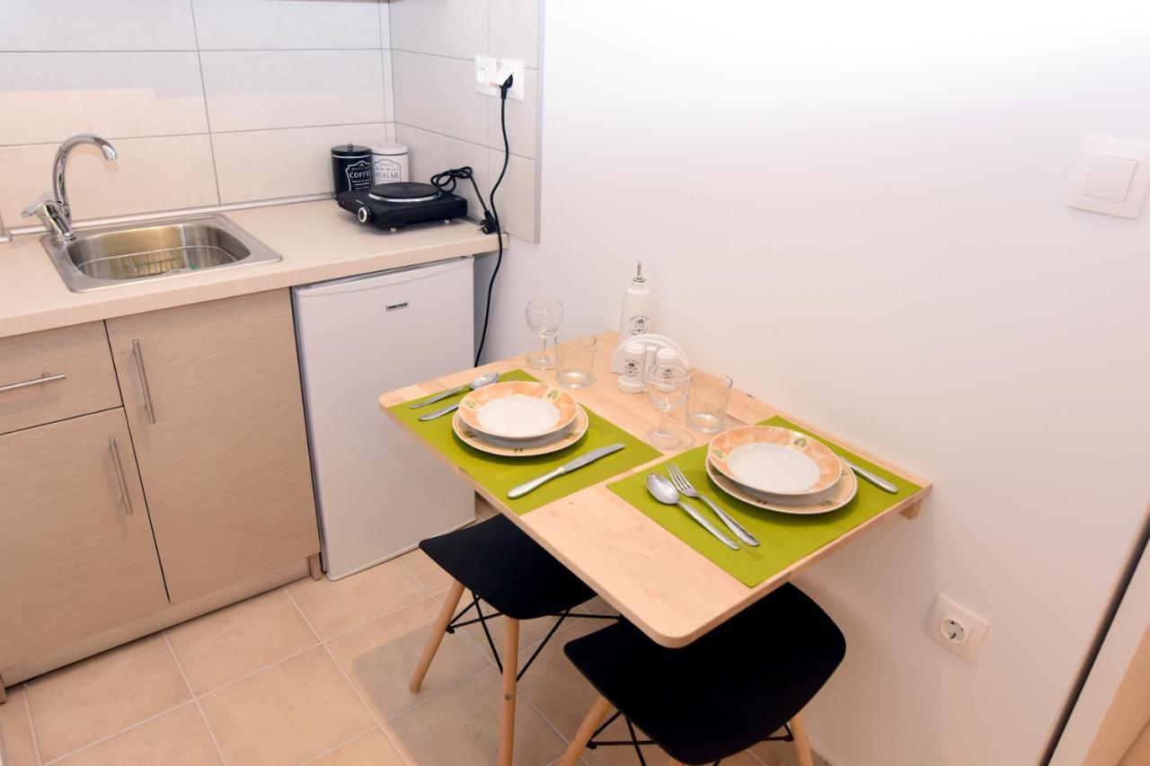 M&D Apartments Peraía Екстериор снимка